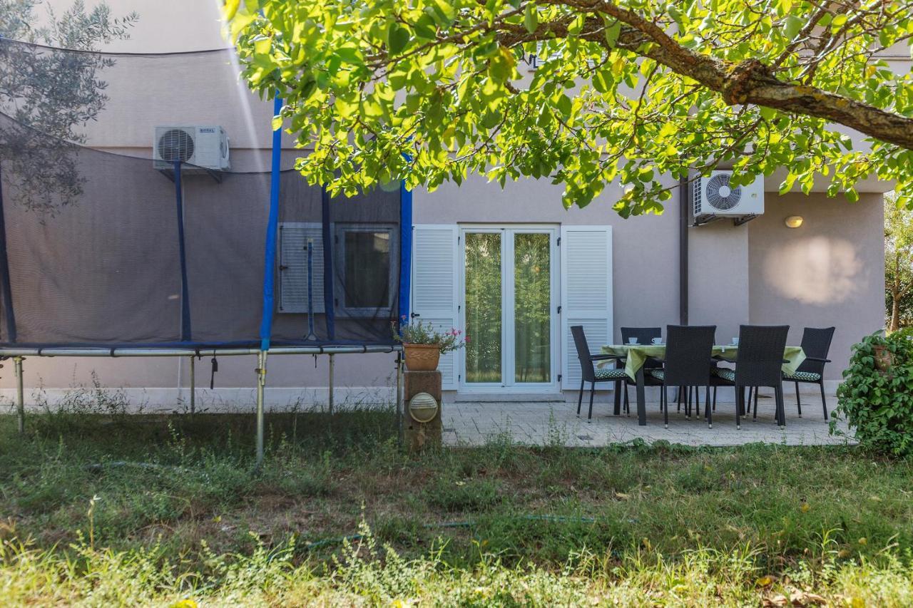 Apartments Pino Пула Экстерьер фото